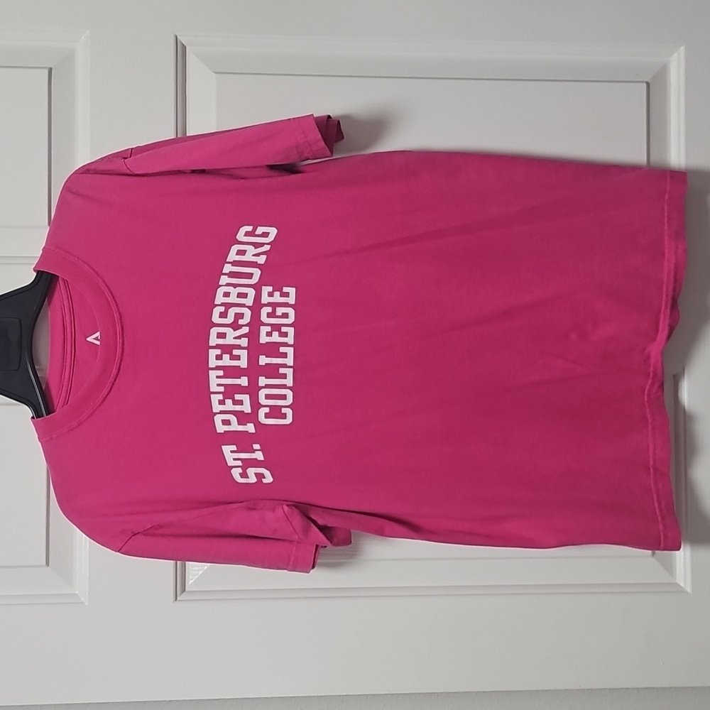 ✨️Hot Pink Alta Gracia St.Petersburg College Tee Size Medium Unisex